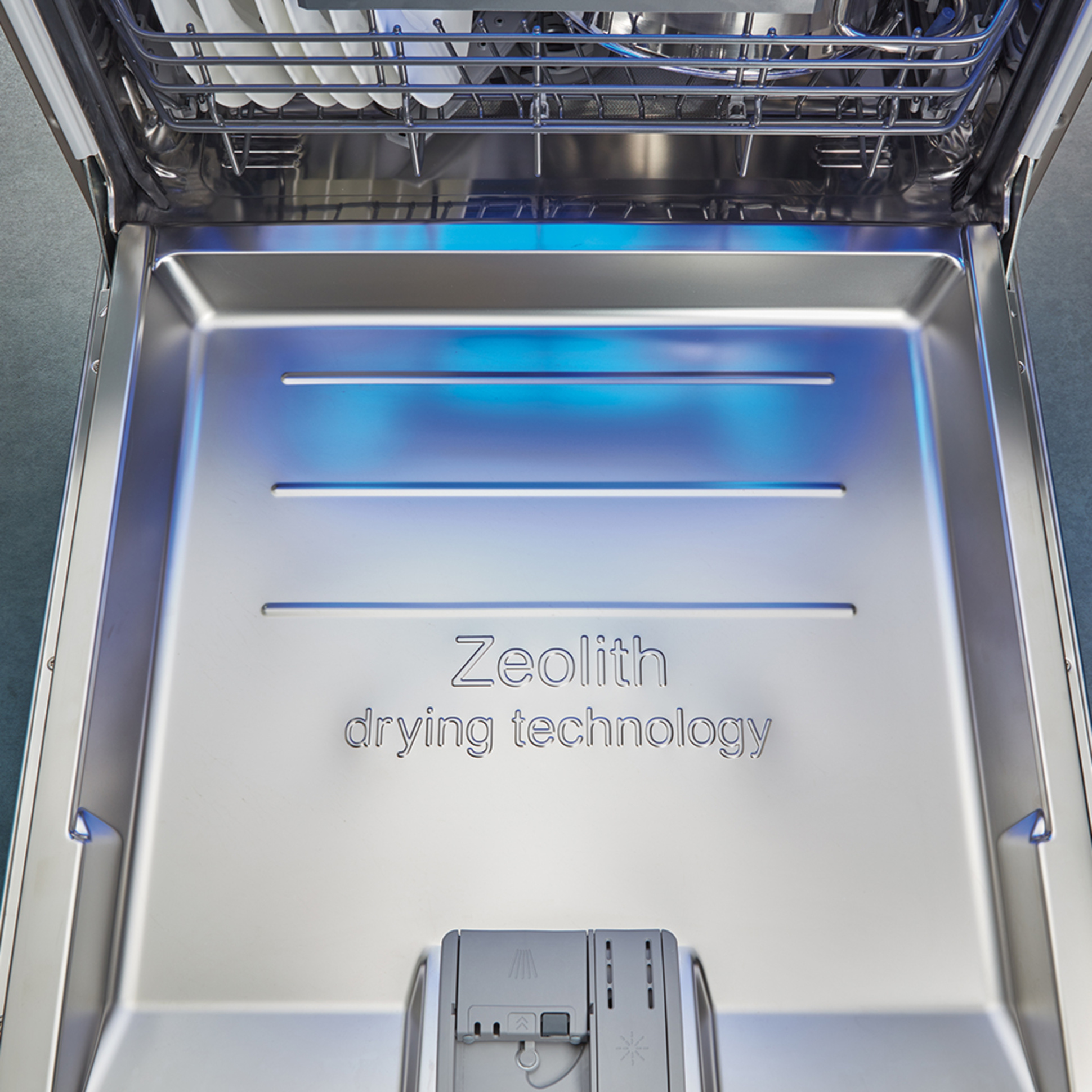 Zeolith Trocknen – Für glänzende Spülergebnisse bei Giaquinta Elektrotechnik in Elsenfeld